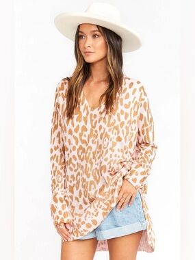 Show Me Your Mumu Women’s Retired Cliffside Sweater - Colour Leopard Pink size M